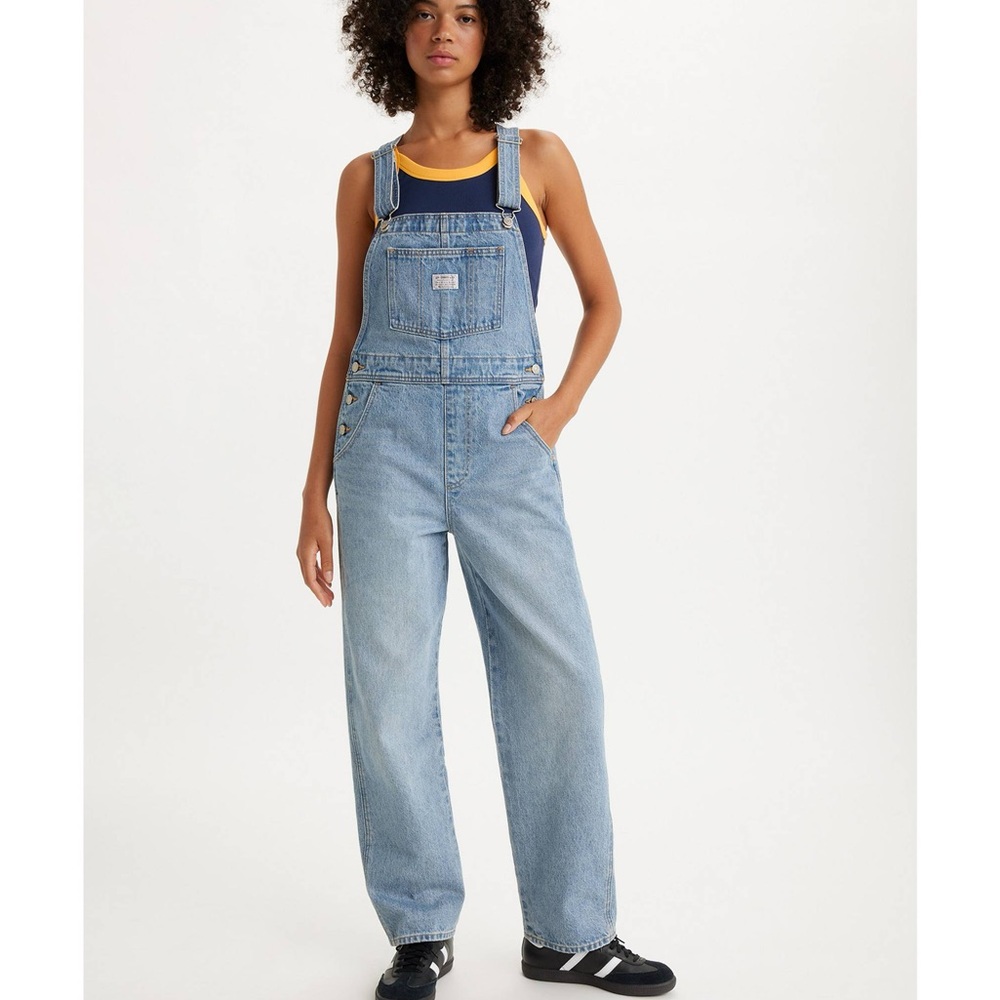SOLD 🛑Levi’s Vintage Blue Denim Overalls